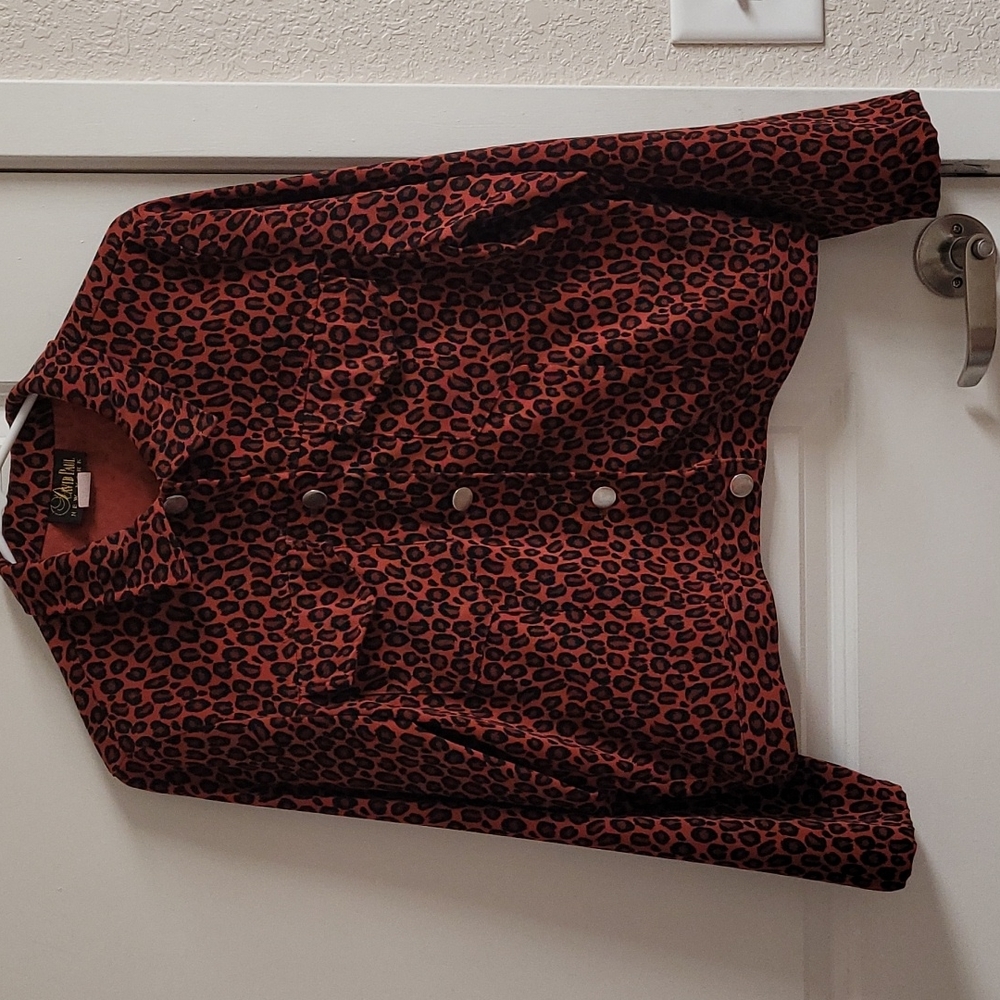 Vintage Cheetah 🐆 Shacket David Paul. Size M